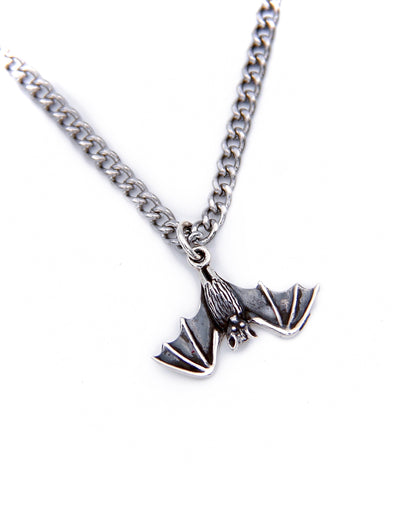 LIL BATTY NECKLACE