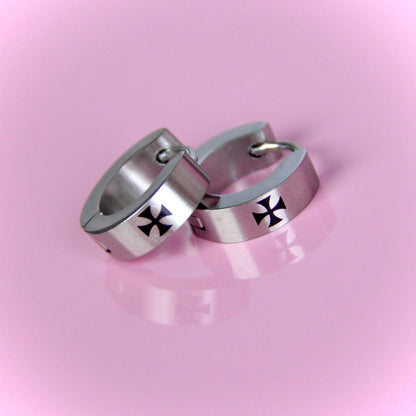 CROSS HUGGIES