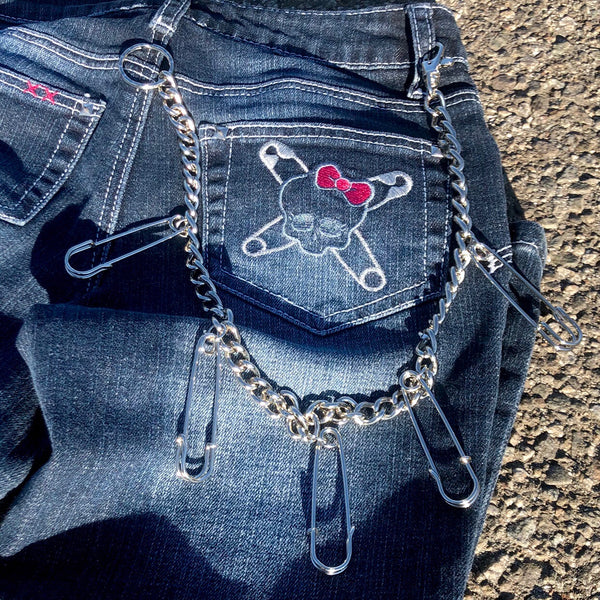 SAFETY PIN PANT CHAIN