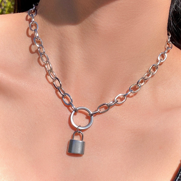 O-RING LOCK NECKLACE