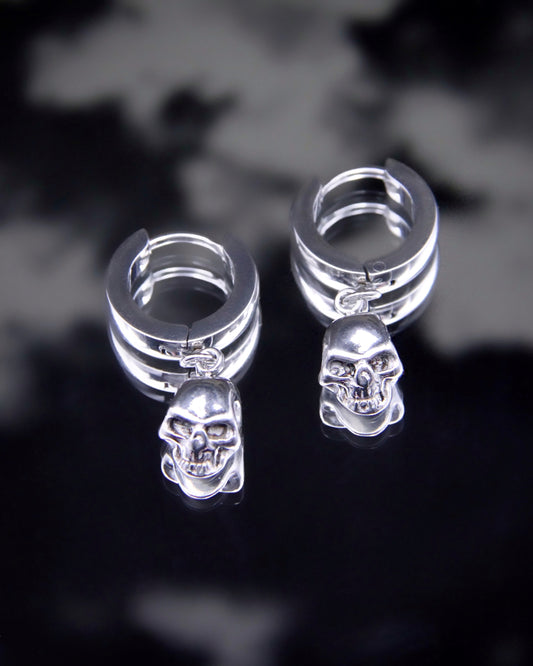 SINNER SKULL EARRINGS