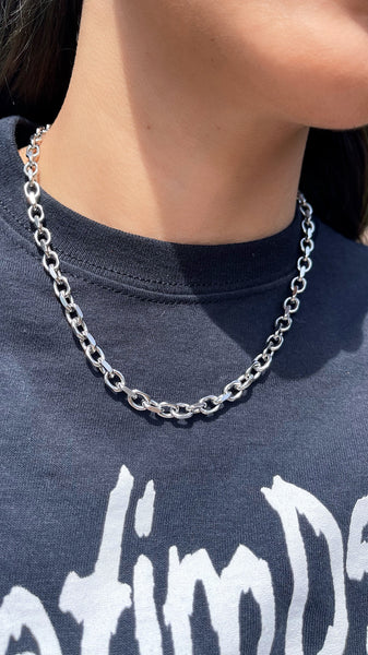 ANCHOR LINK CHAIN NECKLACE