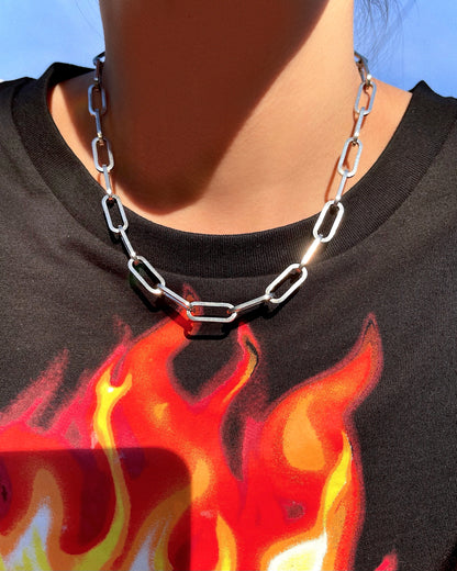 CHUNKY PAPER CLIP NECKLACE