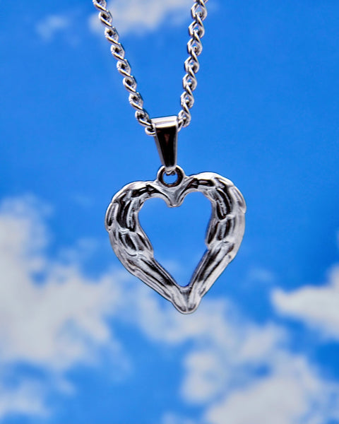 ANGEL WING HEART NECKLACE