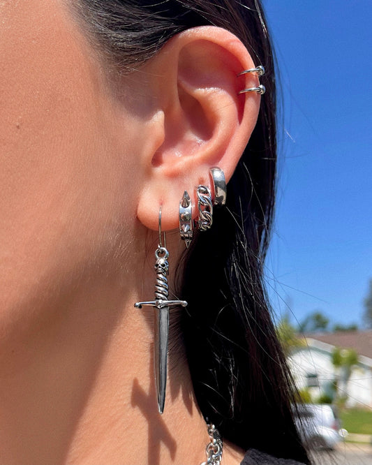 SKULL SWORD EARRINGS