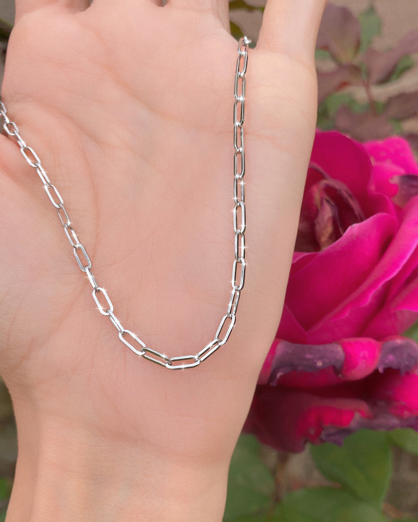 THE DAINTY PAPER CLIP CHAIN NECKLACE