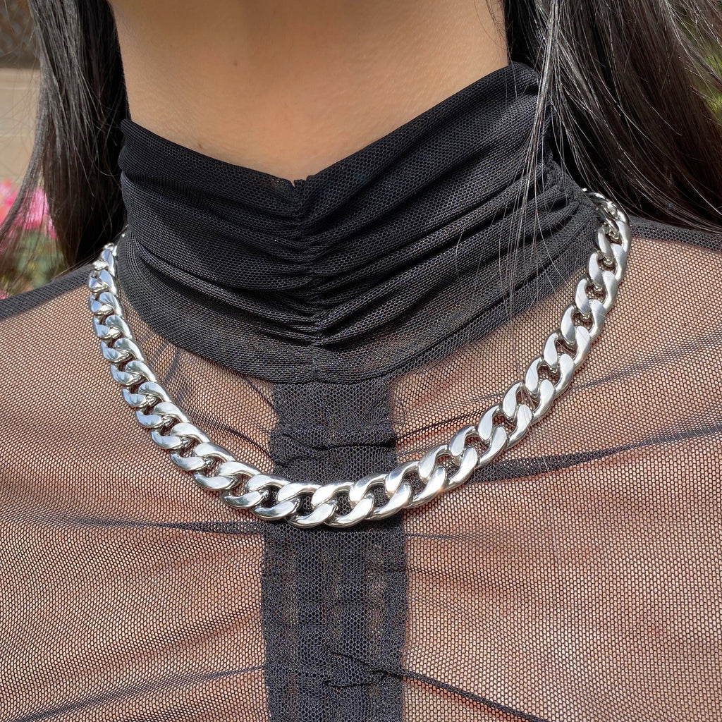 CHUNKY CURB NECKLACE