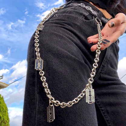 THE RAZOR EDGE WALLET CHAIN