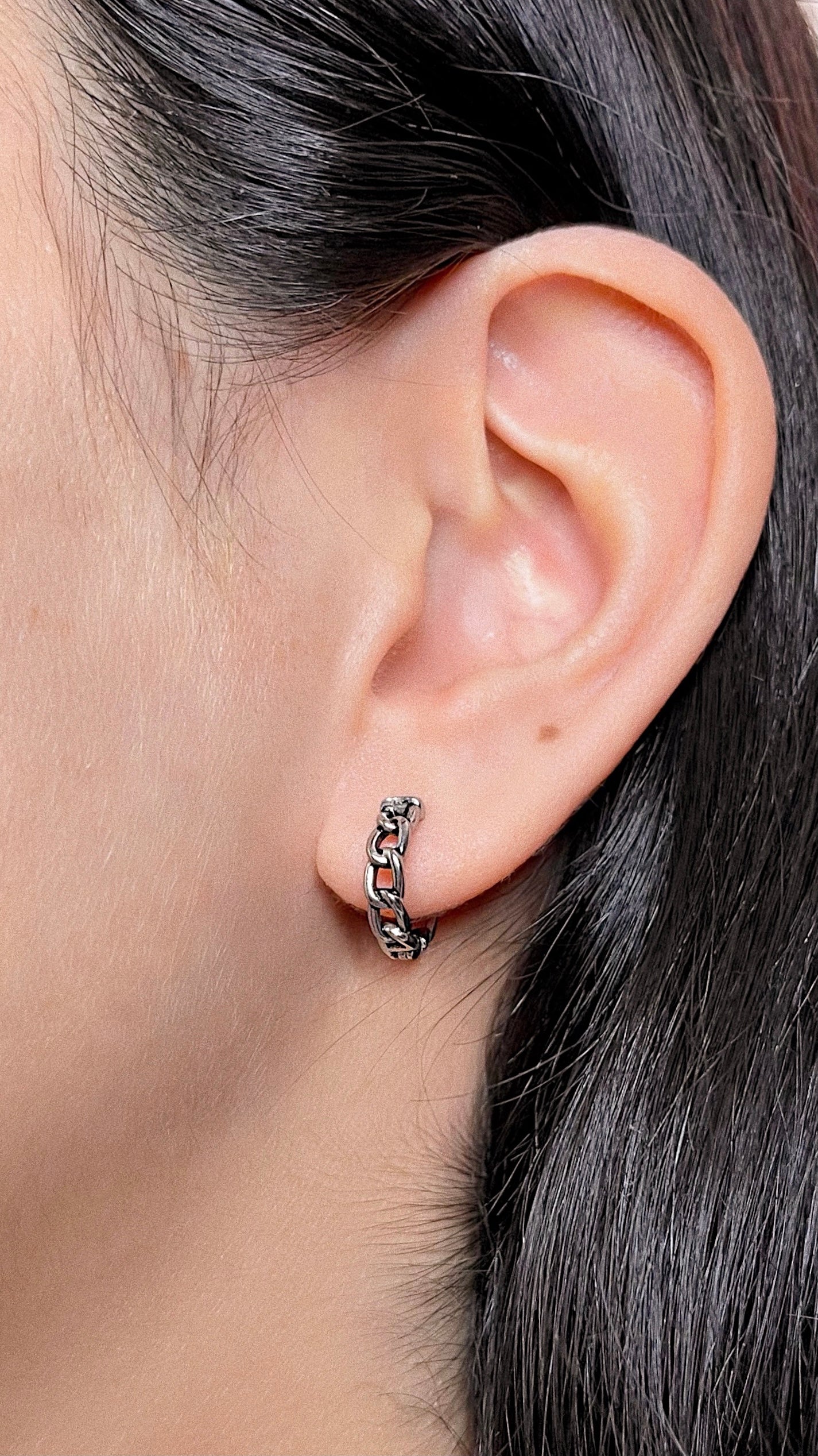 CHAIN HOOP EARRINGS