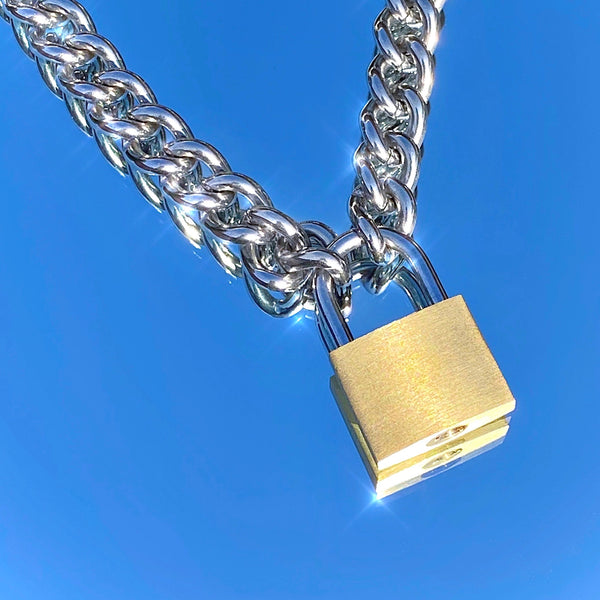 CLASSIC LOCK NECKLACE