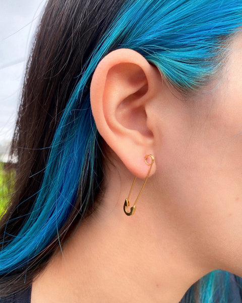 GOLD SAFETY PIN EARRINGS