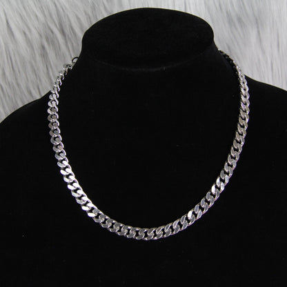 CUBAN CHAIN NECKLACE